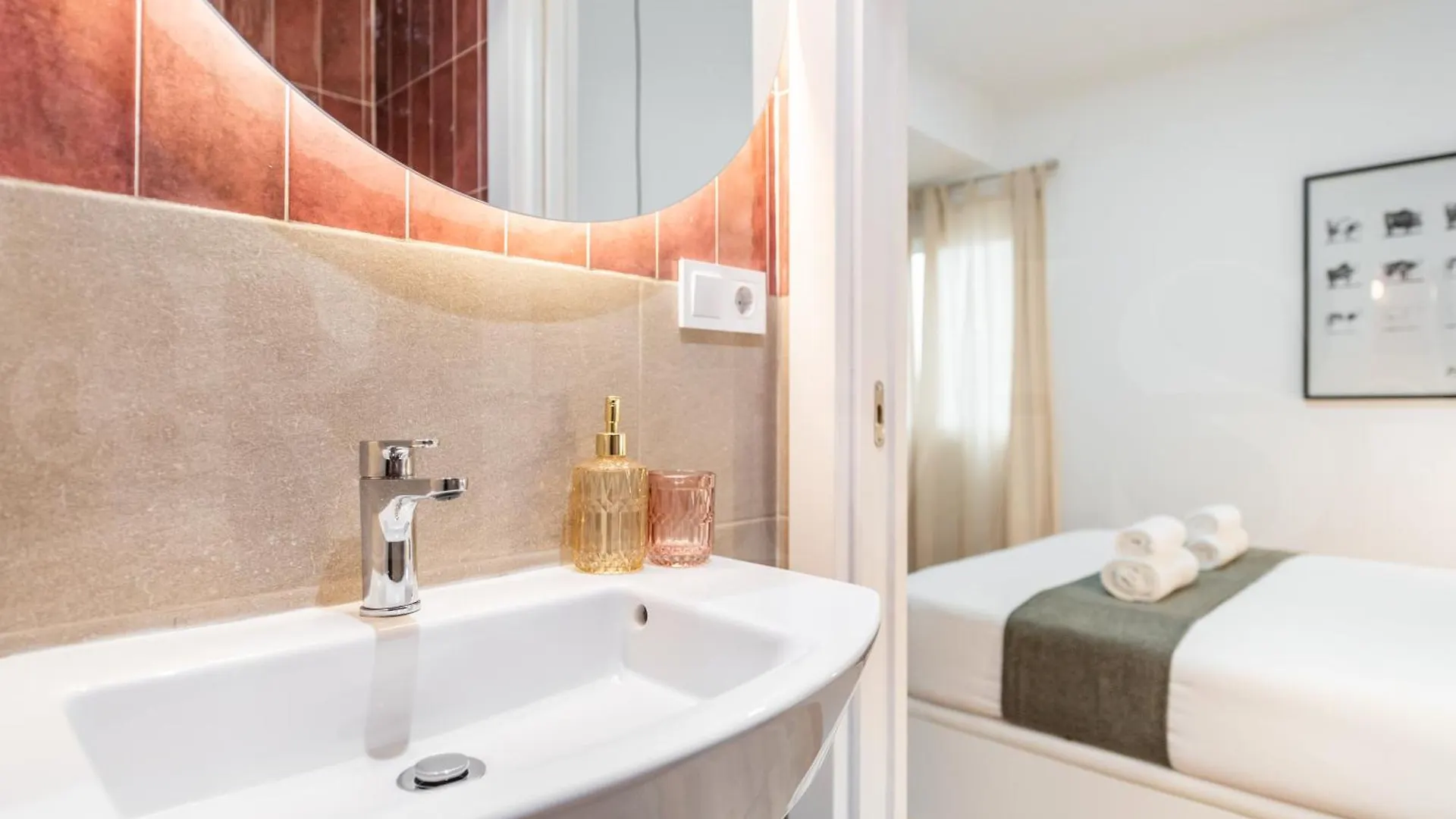 Exquisite And Charming Experience In Soho By Rems Apartment Malaga